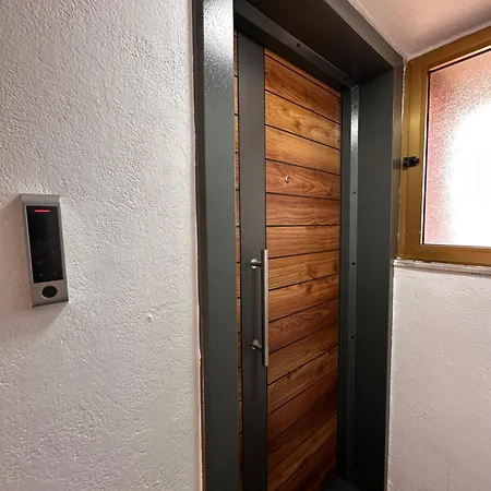 Apartamento The Magenta Tirana